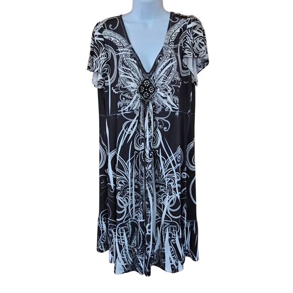 Black & White Swirl Dress With Intricate Butterfly Pattern & Rhinestone Accent - Picture 2 of 4